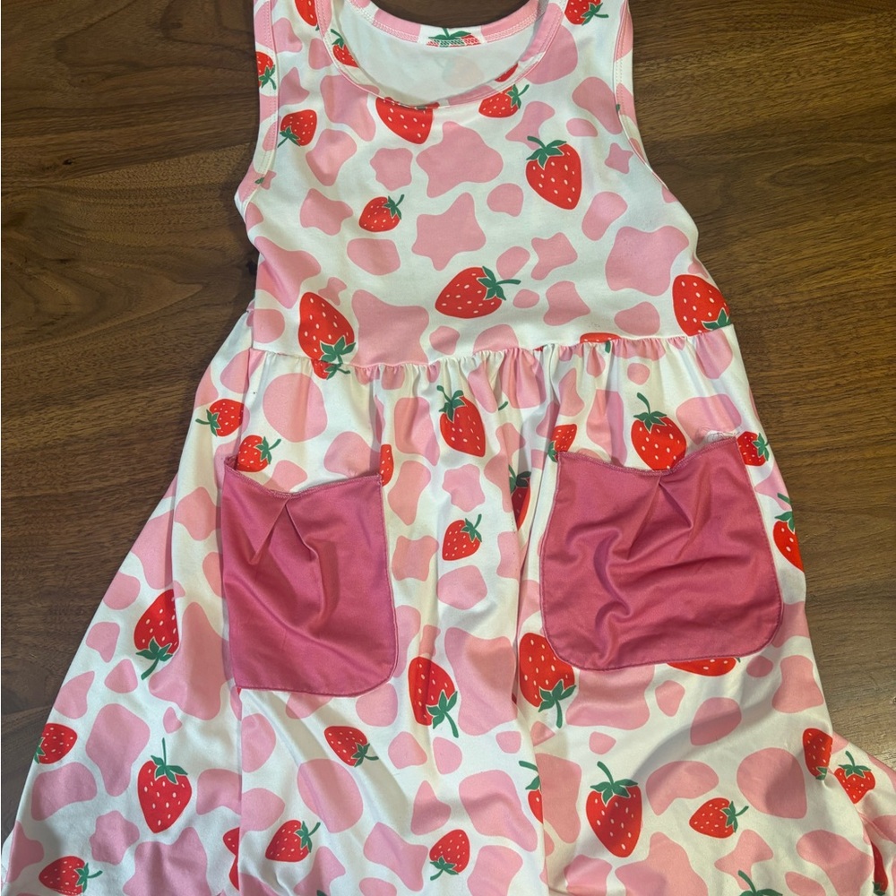 Girls size 6 Strawberry Print Tank Dress with Pink Pockets